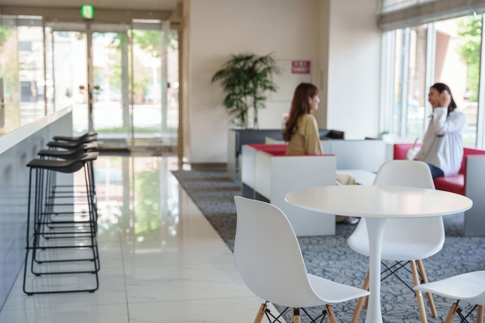 ロビーラウンジ