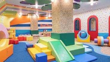 子供用の遊び場 - 屋内 / 6