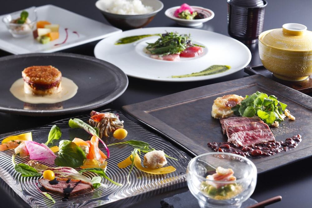 有馬温泉で和フレンチがいただけるジャパニーズモダンな宿4061543