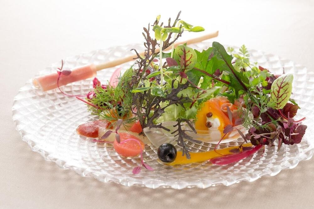 人気シェフが手掛ける美食の宿でフレンチに舌鼓3391127