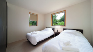 シャレー (Solar)