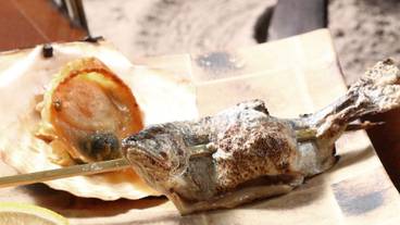 旅館のお食事処 / 32