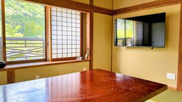 客室内のダイニングエリア / 23