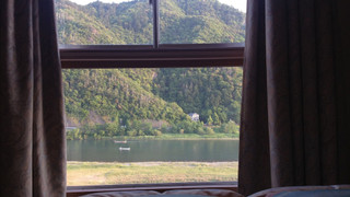 スイート　川側　（禁煙）