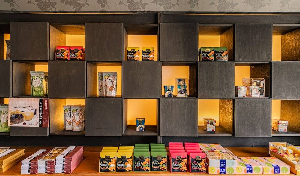 チェックアウトまで
思い思いのひと時を / 1