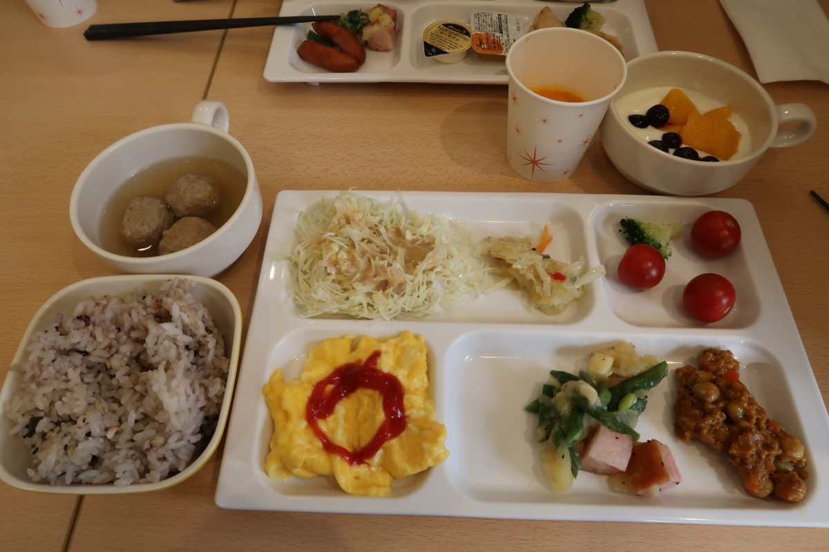 朝食バイキング