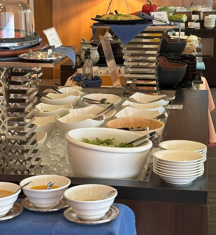 朝食ビュッフェ