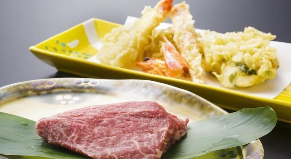 食べ放題の天ぷら、ステーキ