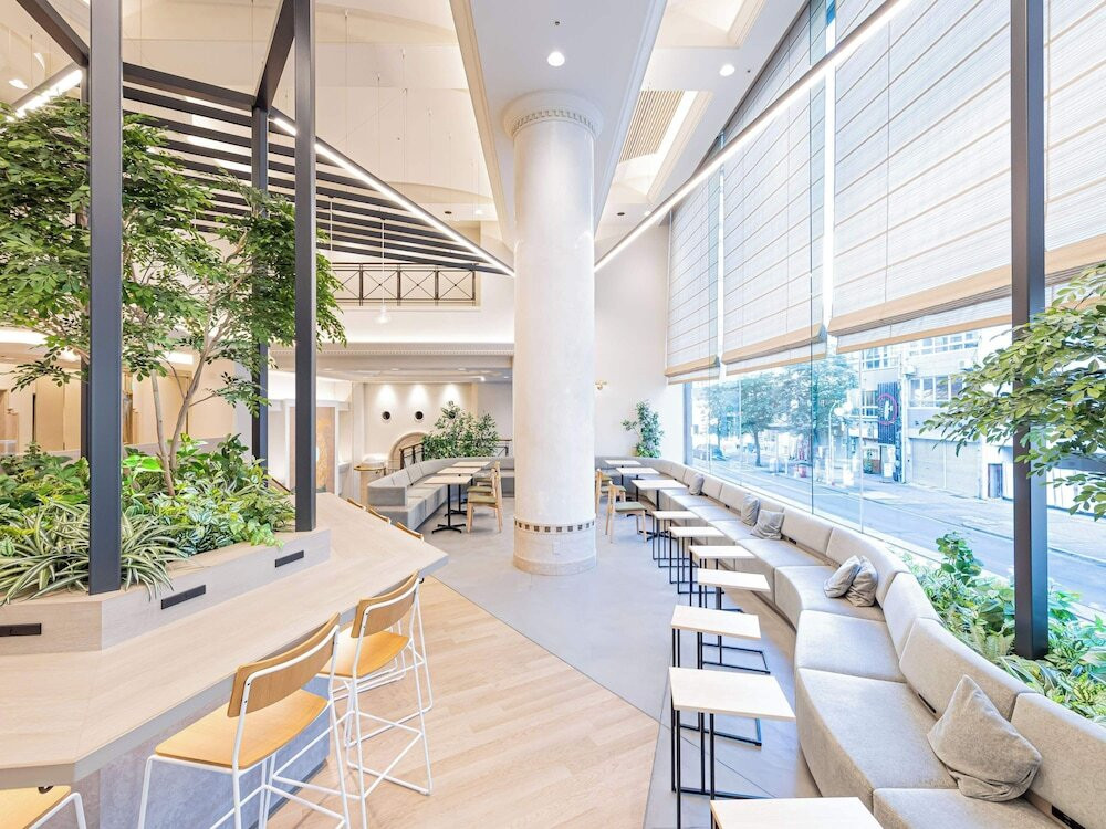 ロビーラウンジ