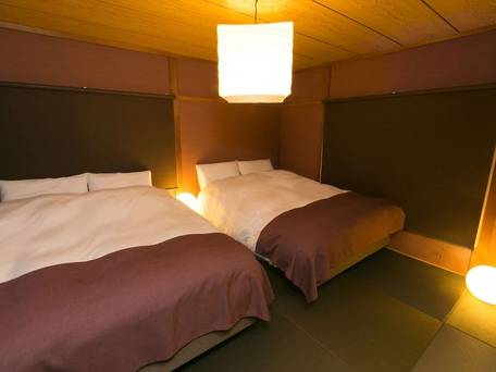 ホスタ東寺 燦 / 5