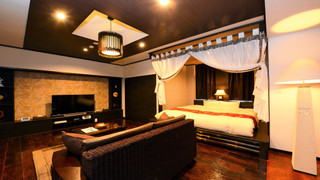 【別館2F】天蓋キング スイート1〜2名様用 [ダブルルーム] [禁煙]