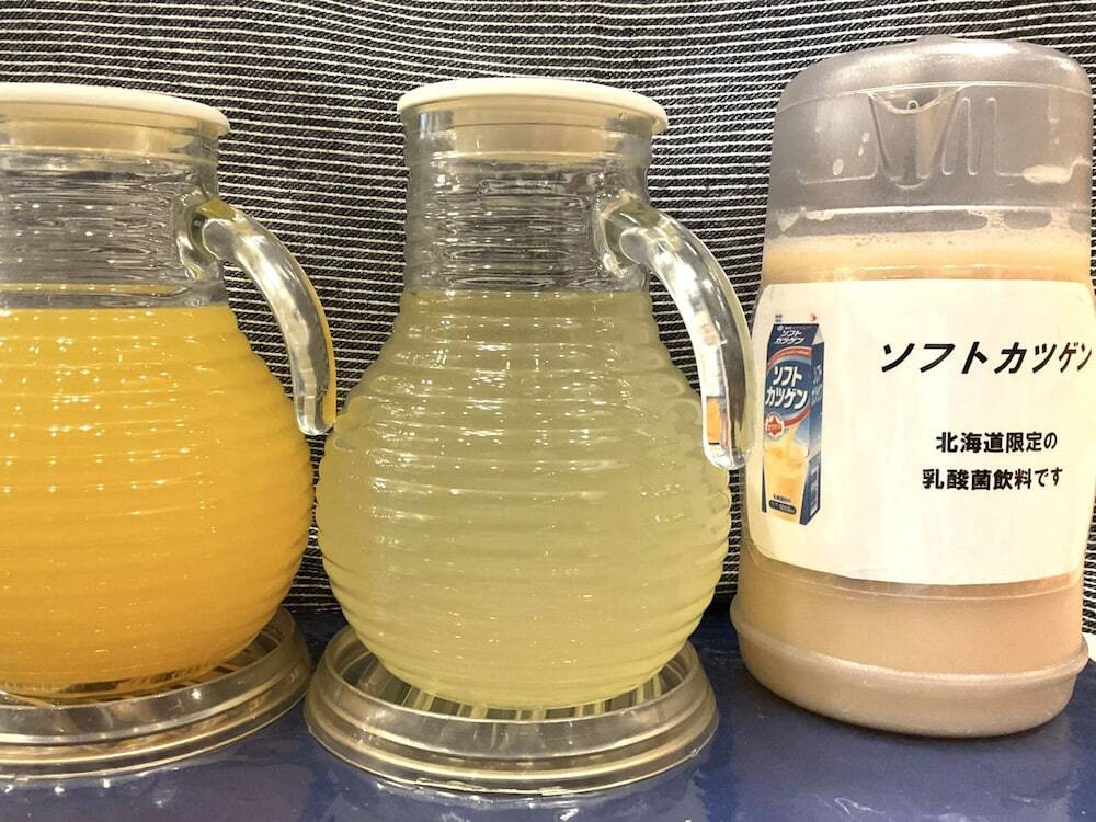 朝食