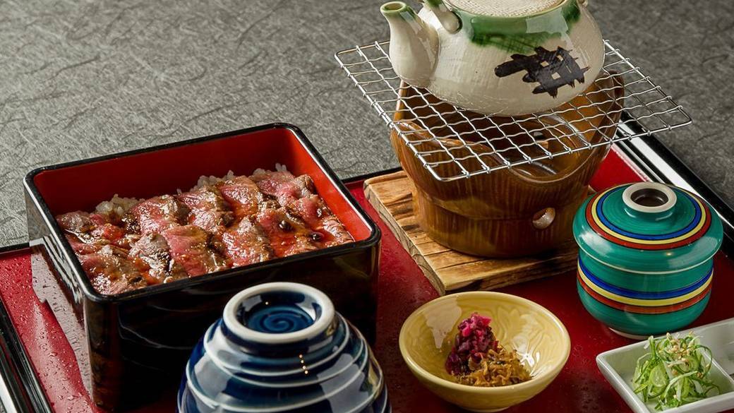  和牛ロースステーキ肉まぶし膳 / 2