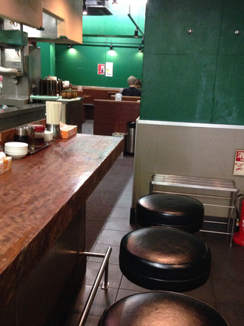 「東京餃子楼 三軒茶屋店」内観 392983 店内