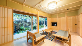 ラグジュアリー スイート 専用バスルーム ガーデンビュー