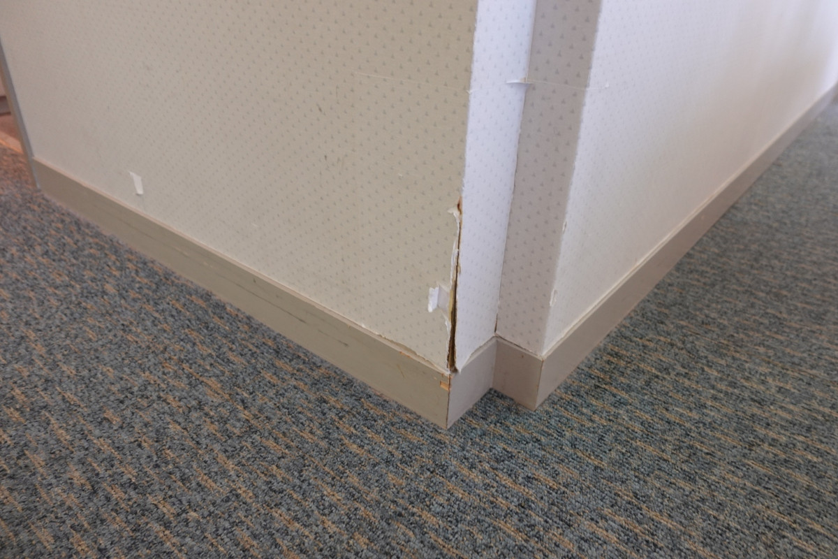 事務所じゃないんだからもうちょっと何とかならなかったのか