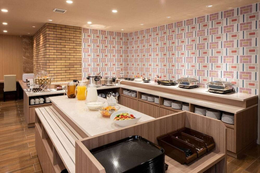 朝食ビュッフェ