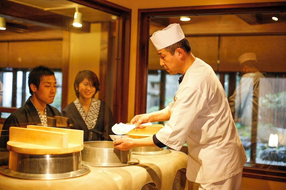 朝食