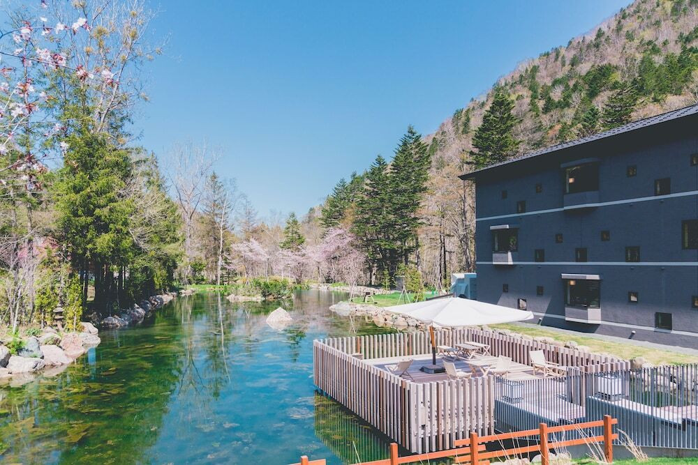 客室温泉風呂が嬉しい♩原生林の中の高級ホテル3450725