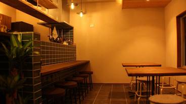 ロビーラウンジ / 7