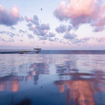 “インフィニティ風呂”につかって特別な温泉体験を3643356