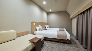 スーペリア ツインルーム シングルベッド 2 台 禁煙