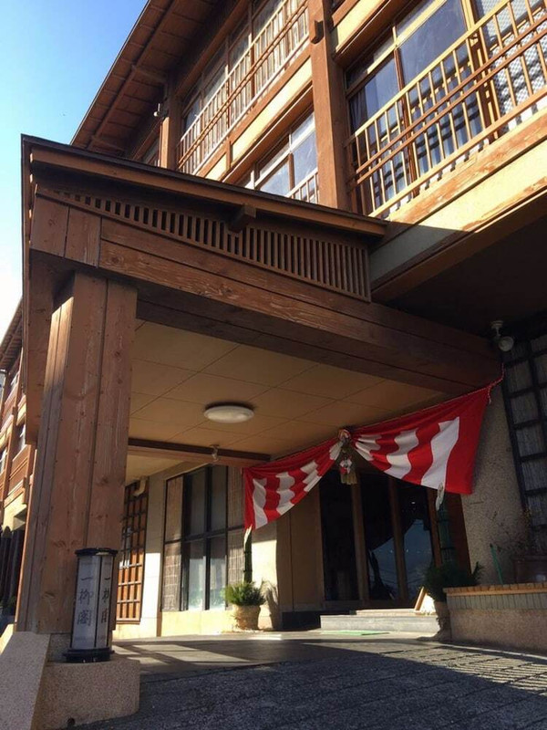 施設の入り口