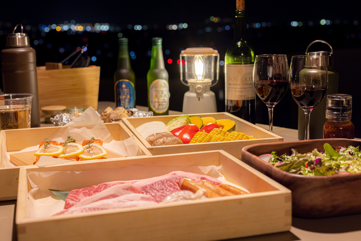 専用トイレにシャワー付き！広々テントで豪華なグランピング体験4231304