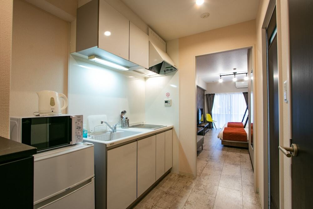 キッチン用品完備。「暮らせる」アパートメントスタイルを満喫して4006544