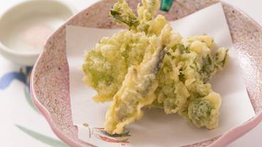 食事・飲み物 / 12