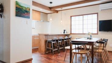 客室内のダイニングエリア / 10