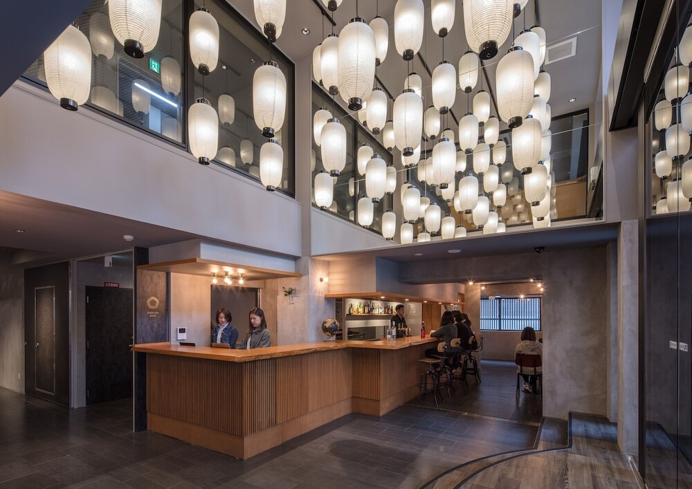 ホテルステイ中、暮らしの“幸せ”についてヒントがもらえるかも3561658