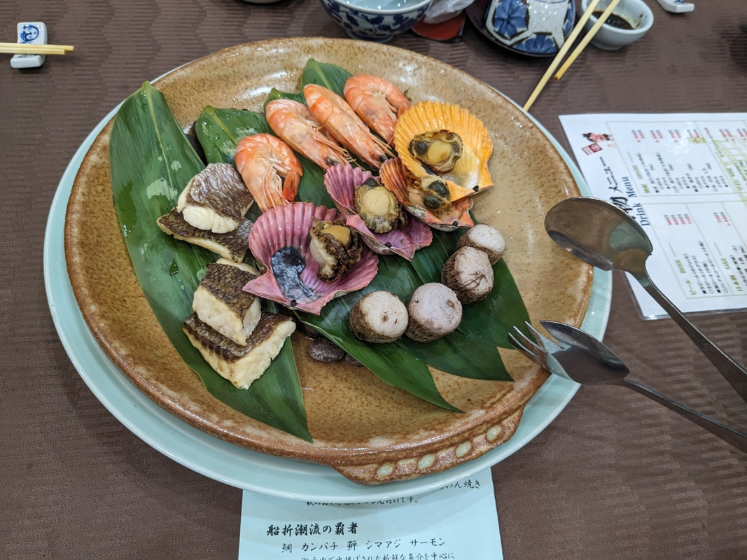 夕食の宝楽焼きです