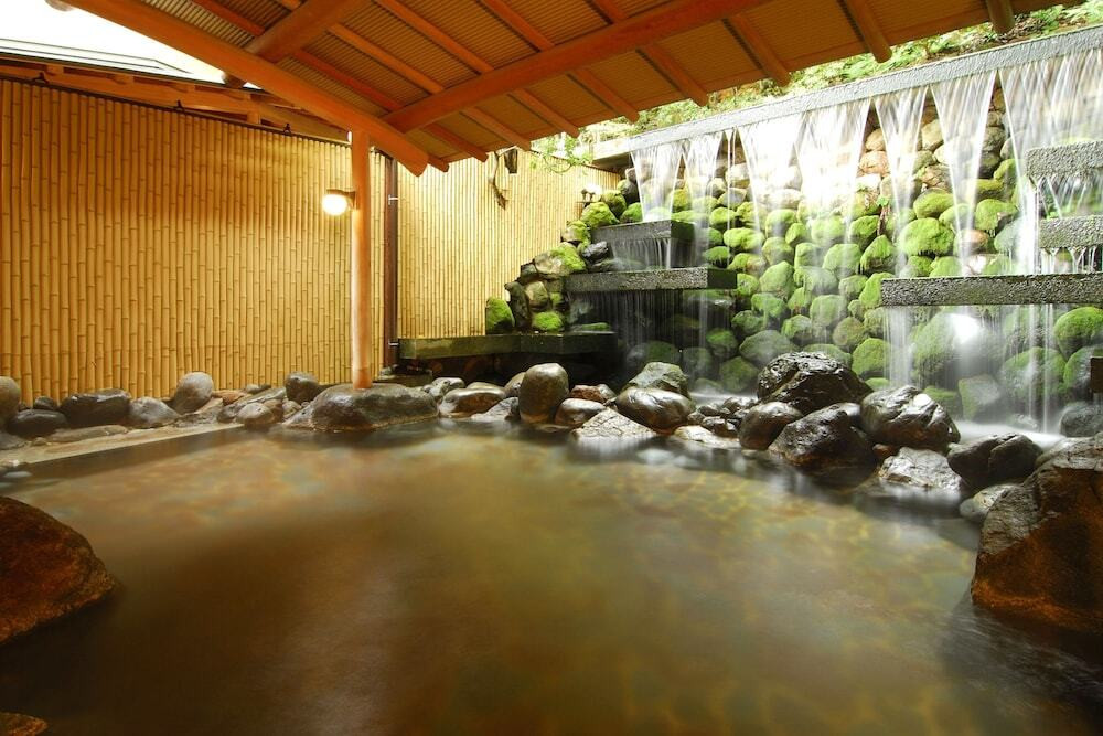 横山大観ゆかりの宿 熱海 大観荘（ヨコヤマタイカンユカリノヤド　アタミ　タイカンソウ） / 1