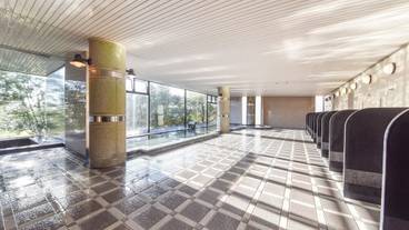 屋内スパ浴槽 / 1