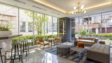 フロント / 13
