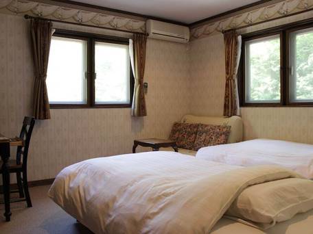 ガストホフ リュミエール / 4