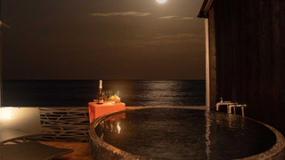 ダブルルーム　露天風呂付　シービュー　1階