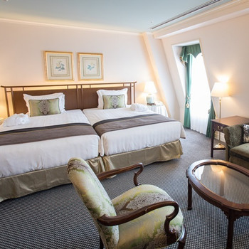 1.世界一の朝食で旅を彩る「神戸北野ホテル」4087252