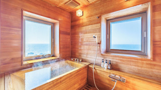 最上階ロイヤルスイート [檜風呂付きリビングスイート] 3名利用 禁煙