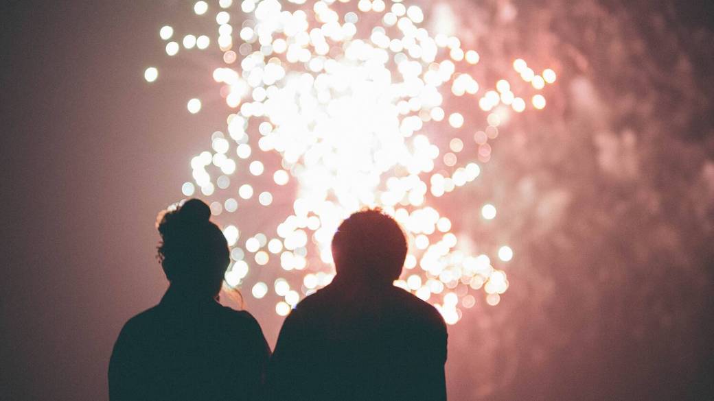 熱海の夜を彩る
大輪の花火 / 2