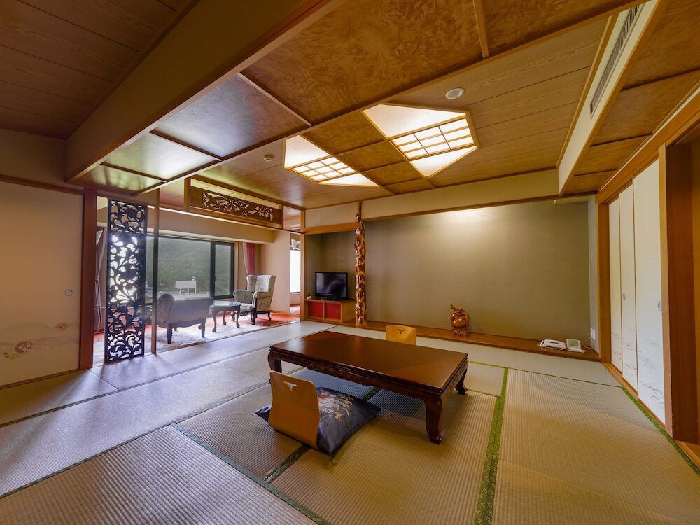 新館　和室15畳②