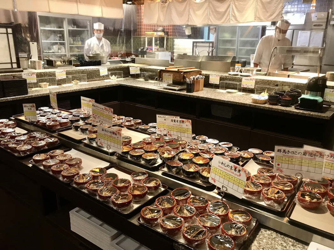 夕食ビュッフェ