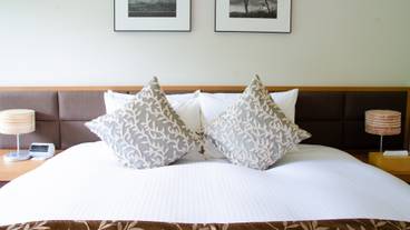 ホテルルーム① / 1