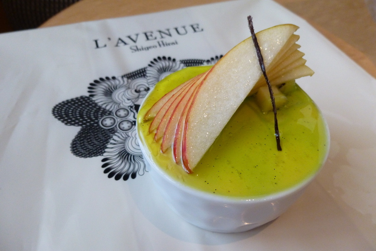 「ラヴニュー」料理 631681 ヴィヴィエンヌ　¥560