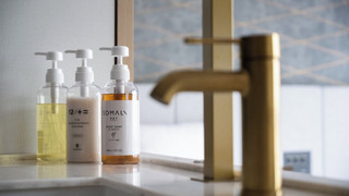 バンクルーム(ツイン+クイーン)禁煙