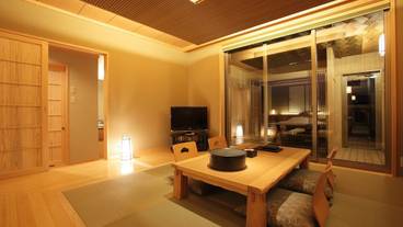 客室内のダイニングエリア / 29