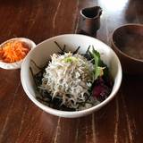 しまカフェ　江のまる（シマカフェエノマル）