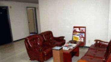 ロビー応接スペース / 2