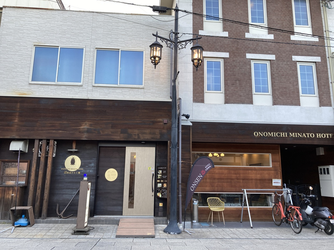 入り口が少しわかりづらいかも